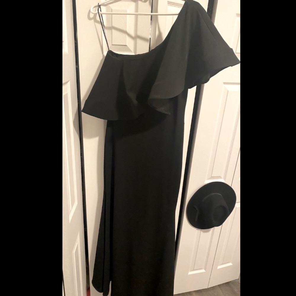 One shoulder formal maxi dress